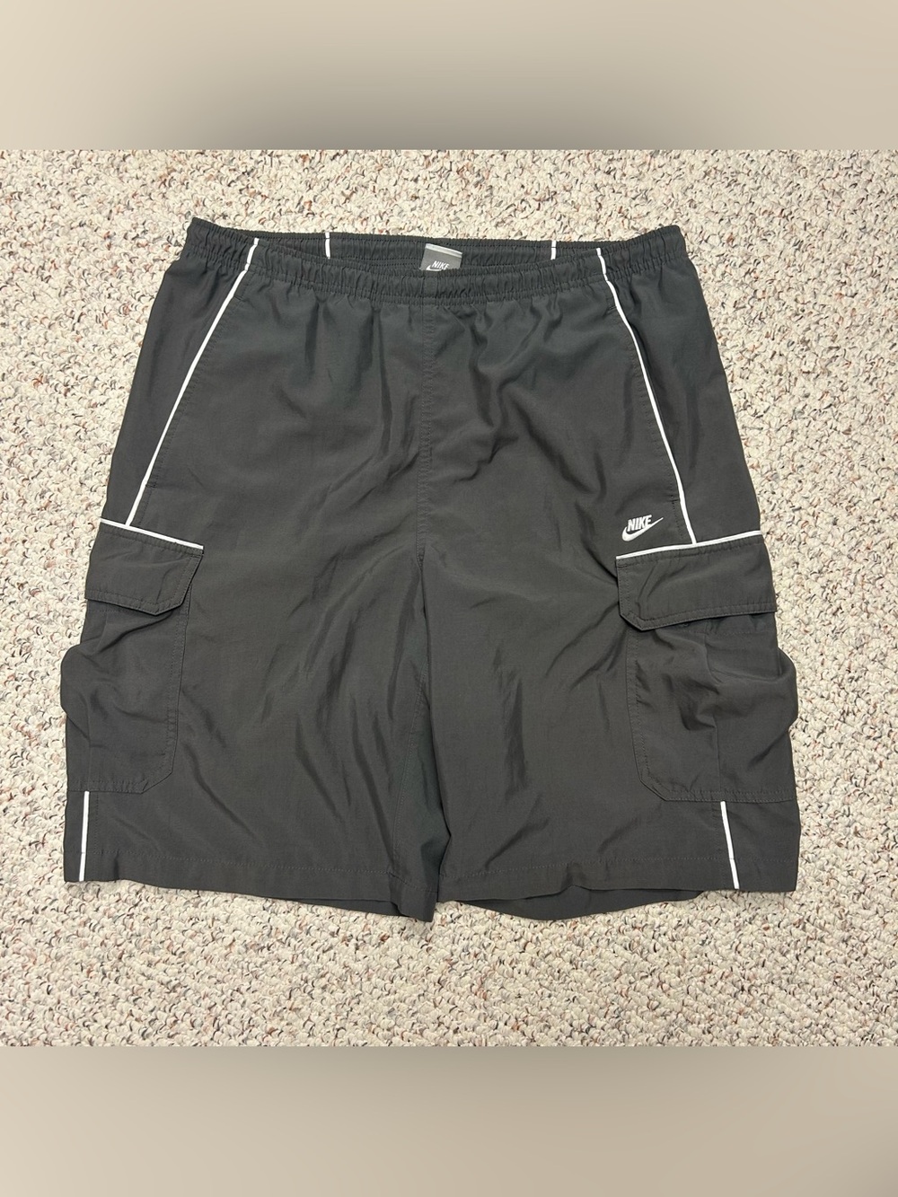 Vintage Nike Baggy Cargo Shorts Size Large 11” Skater Active Grey Drawstring